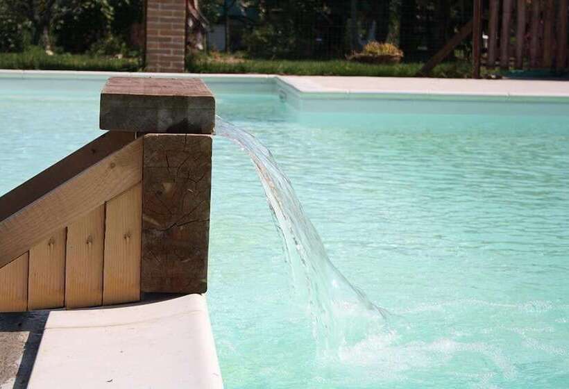 فندق ريفى Agriturismo Vecchia Monta