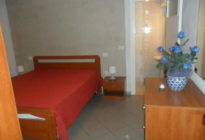 فندق ريفى Agriturismo Vecchia Monta