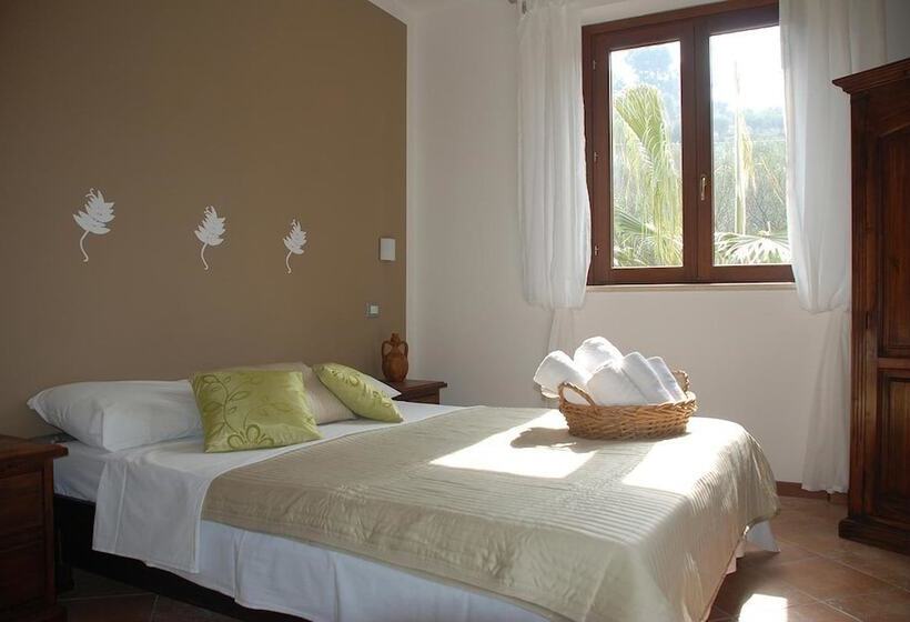 فندق ريفى Agriturismo Vecchia Monta