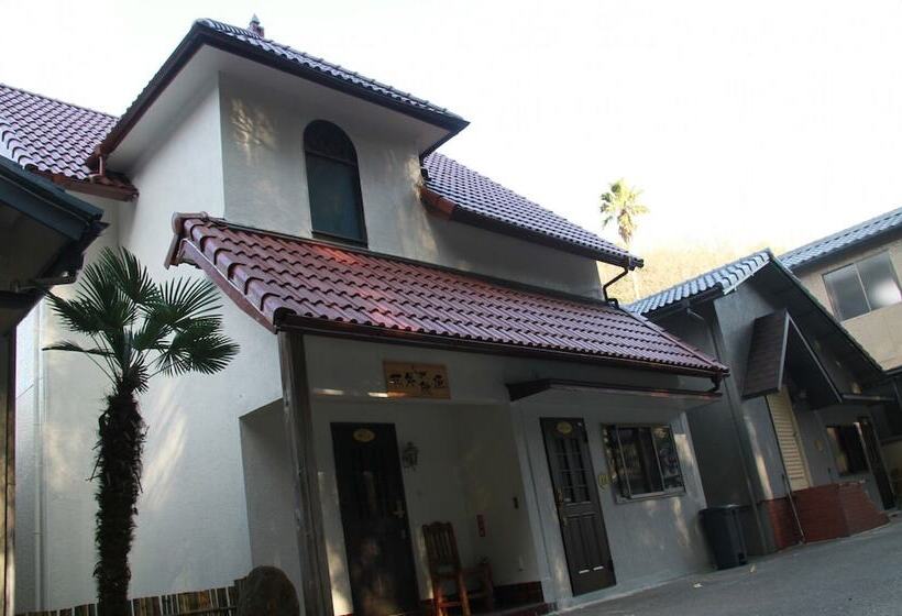 בית מלון כפרי Segaitougen