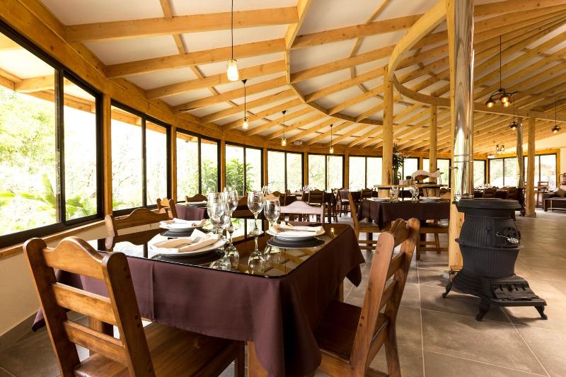 فندق Toucanet Lodge