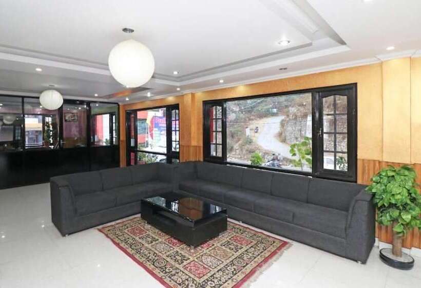 فندق Traveller Inn