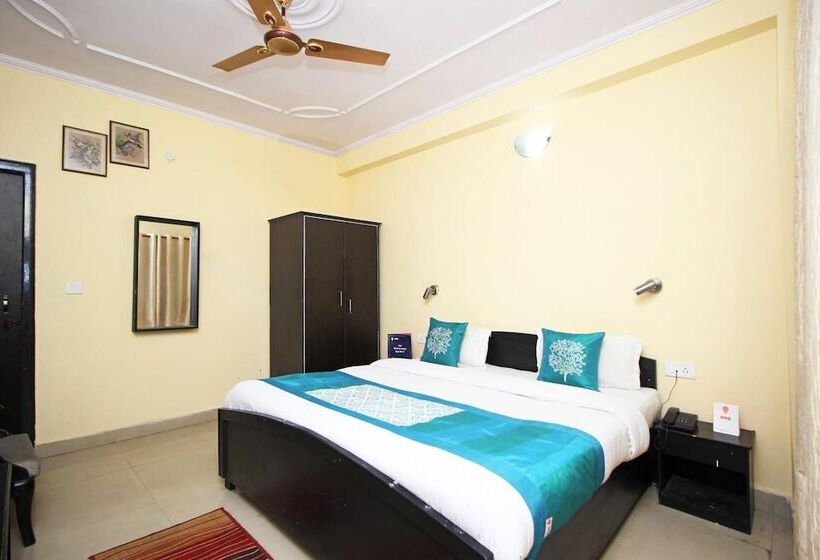 فندق Traveller Inn