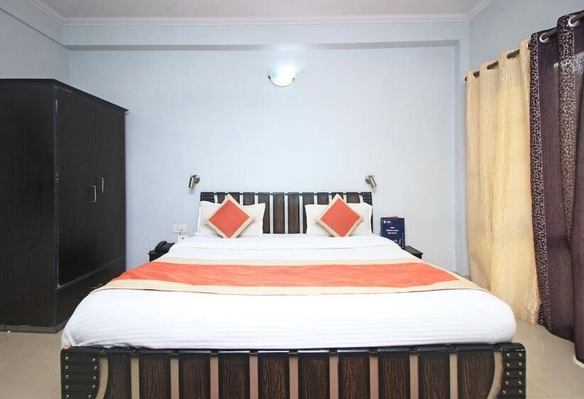 فندق Traveller Inn