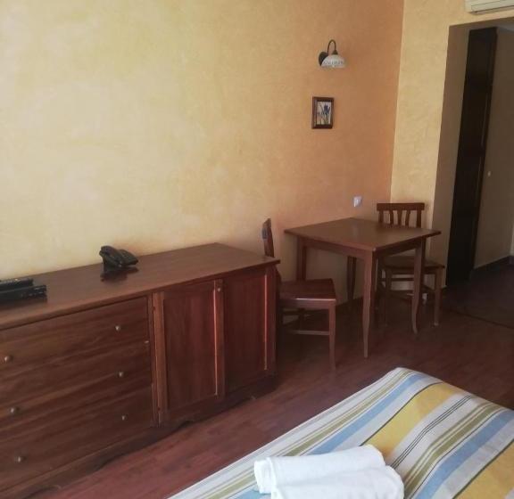 בית מלון כפרי Triász Apart