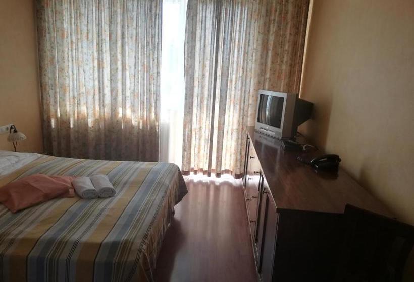 בית מלון כפרי Triász Apart