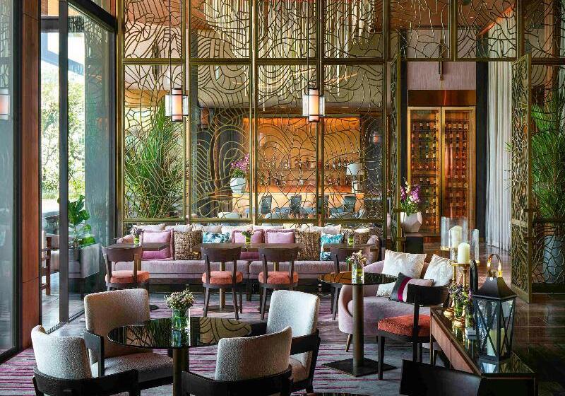 Отель V Villas Phuket  Mgallery