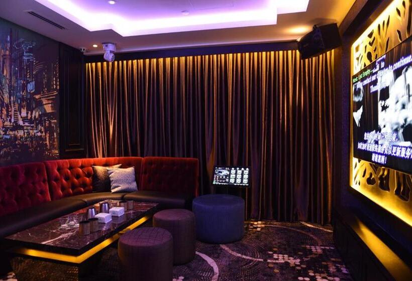 Vangohh Eminent Hotel & Spa