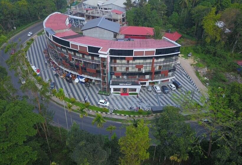 ホテル Wayanad Royal Crown