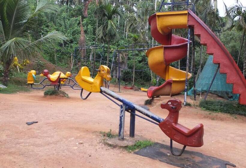 호텔 Wayanad Royal Stream