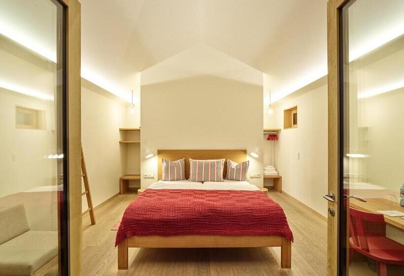 酒店 Weinkulturgut Longenschloder