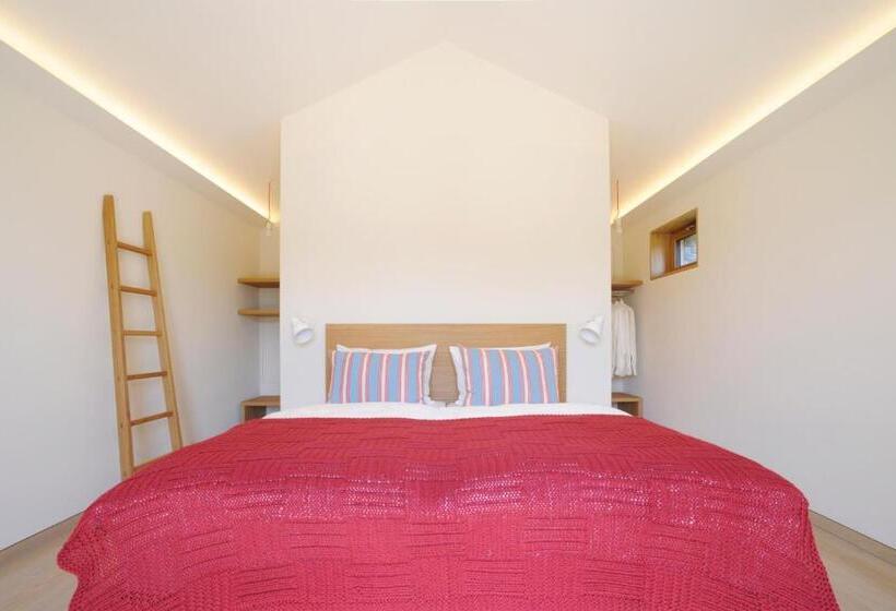 ホテル Weinkulturgut Longenschloder