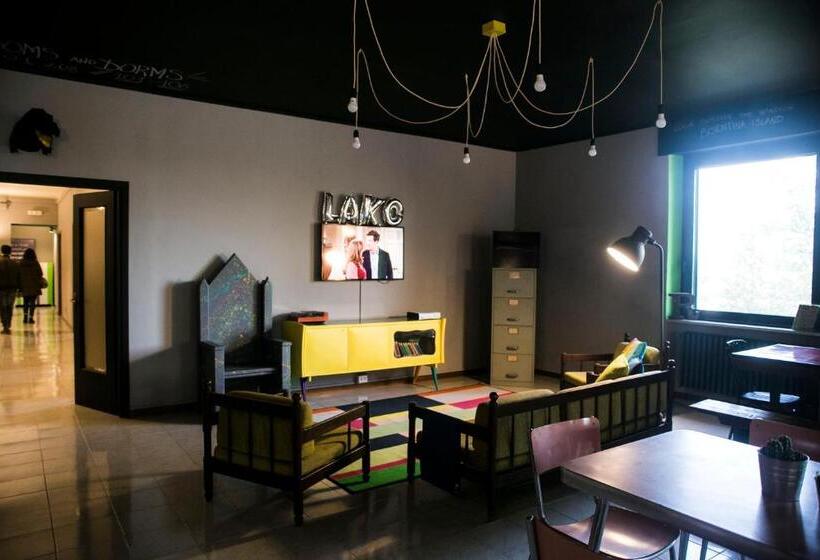 Lako Hostel