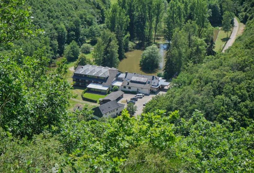 Land Gut Hotel Forellenhof