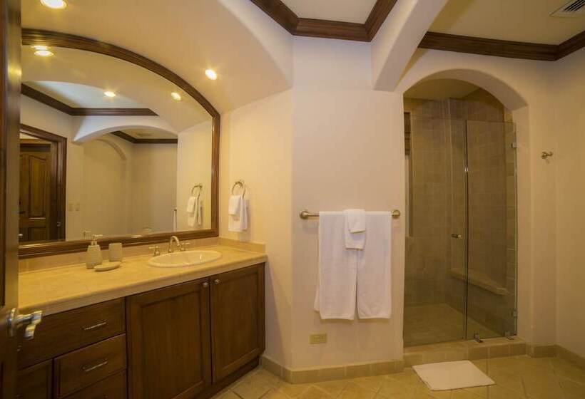 Los Suenos Resort Bay Residence 8c