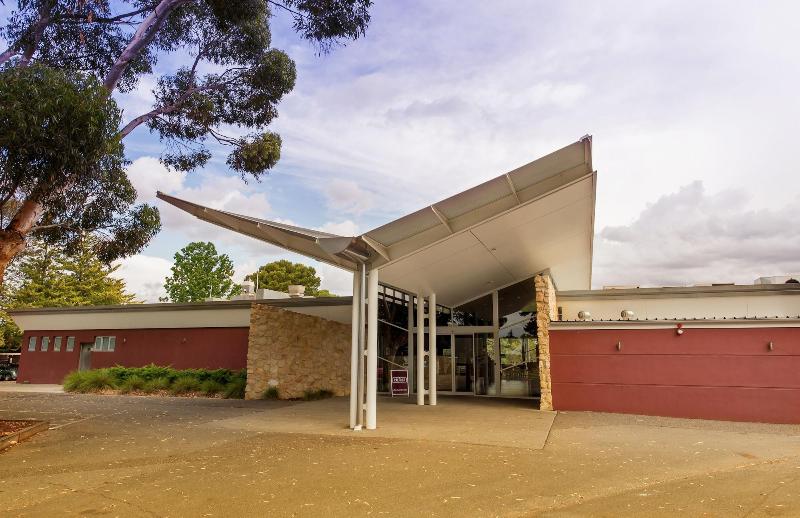 مُتل Renmark Resort