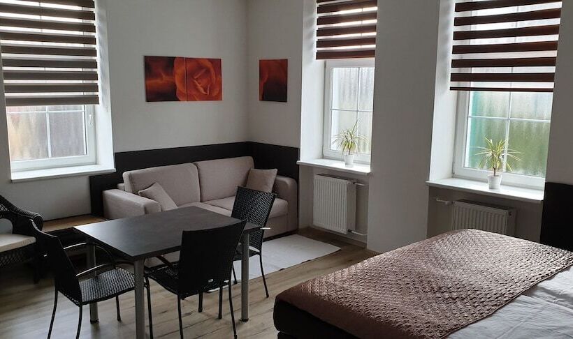 פנסיון Apartma Transpet