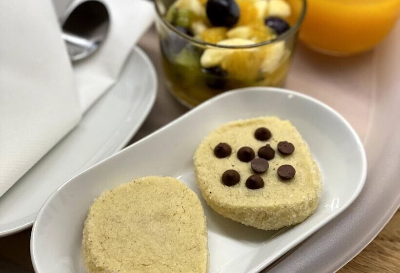 بنسيون Au 10 Bed & Breakfast