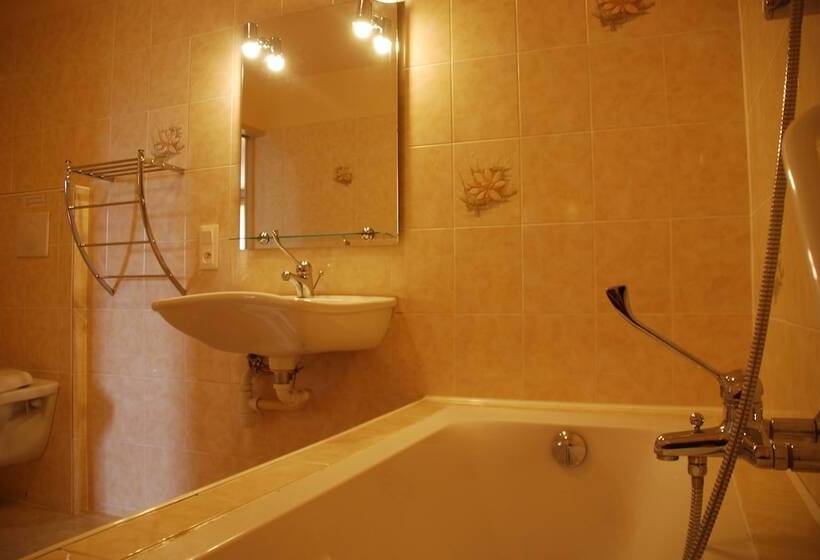 بنسيون Au Domaine De Rimou