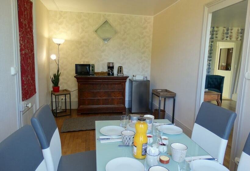 ペンション Chambre D Hotes Girolles Les Forges