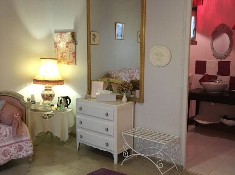 Пансион Domaine De La Haute Poignandière