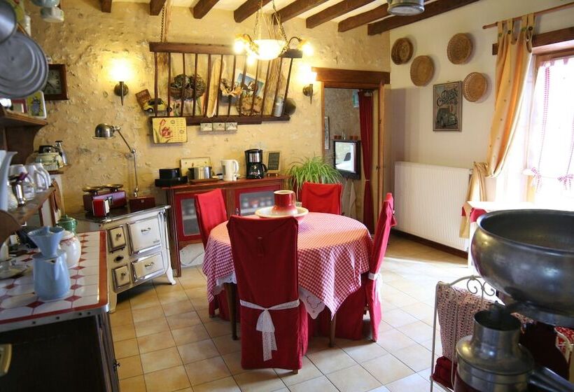 Пансион Domaine De La Haute Poignandière