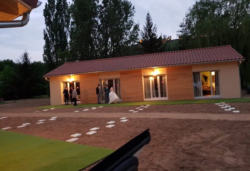 פנסיון Domaine Des Pierres Dorées