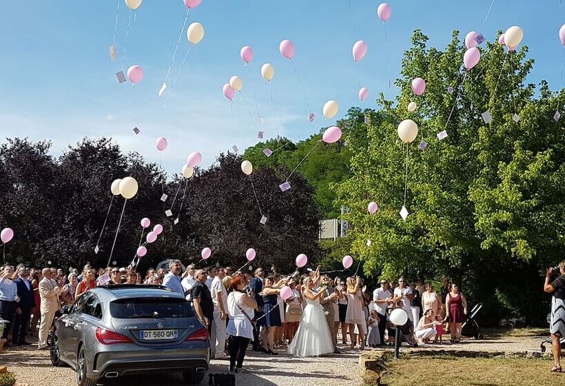 פנסיון Domaine Des Pierres Dorées