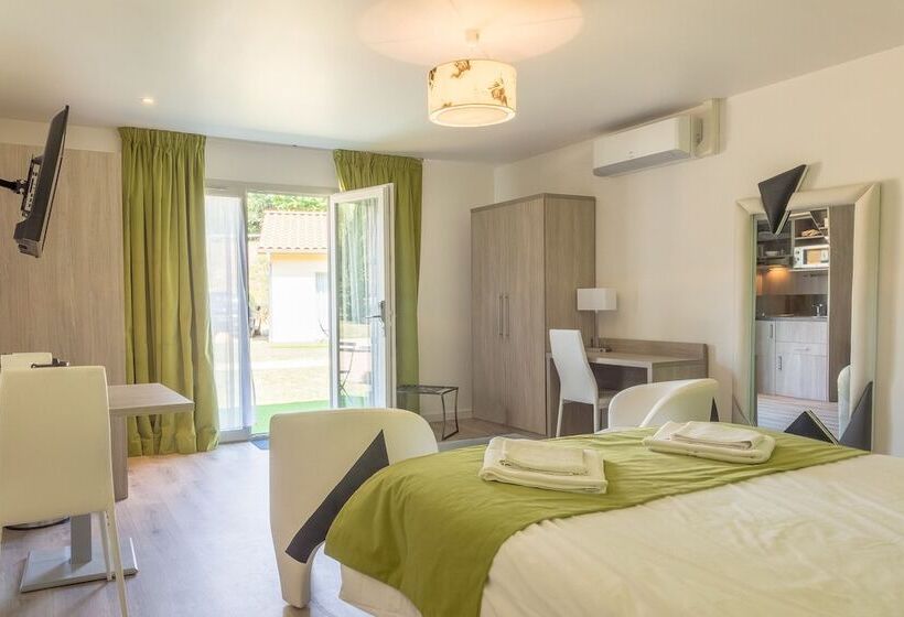 פנסיון Domaine Des Pierres Dorées