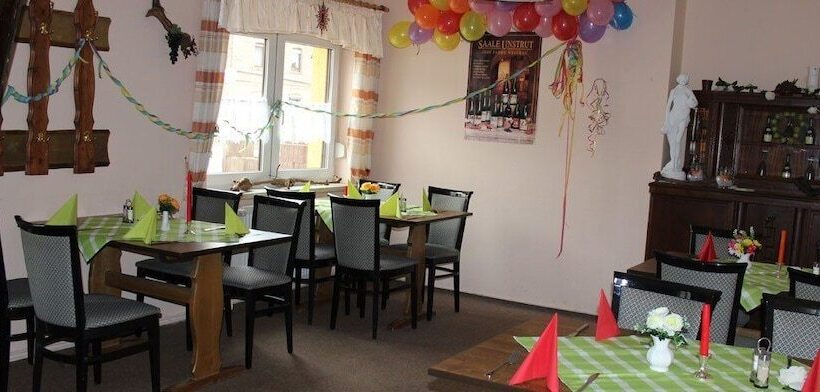 بنسيون Gasthof Zahn