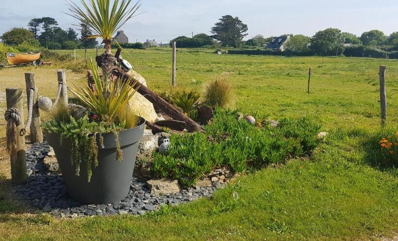 ペンション Ile O Des Capucins