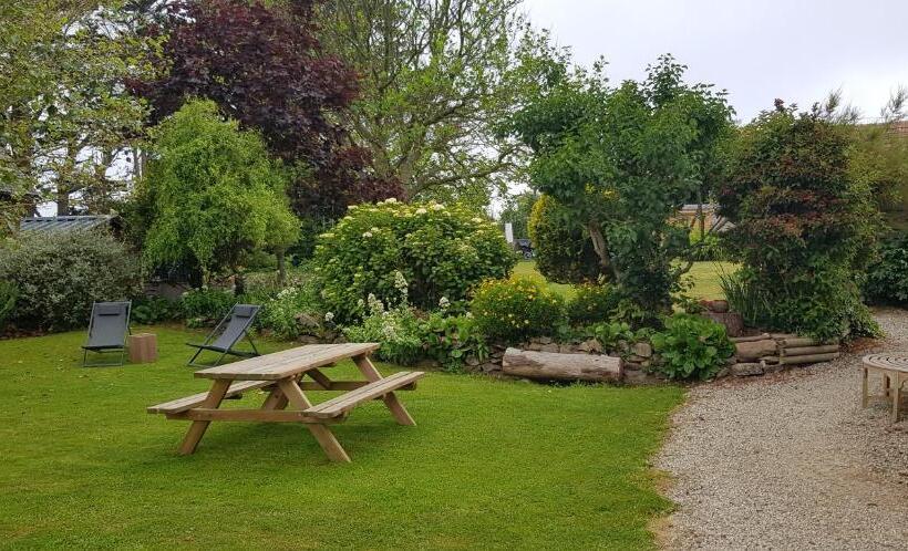 ペンション Ile O Des Capucins