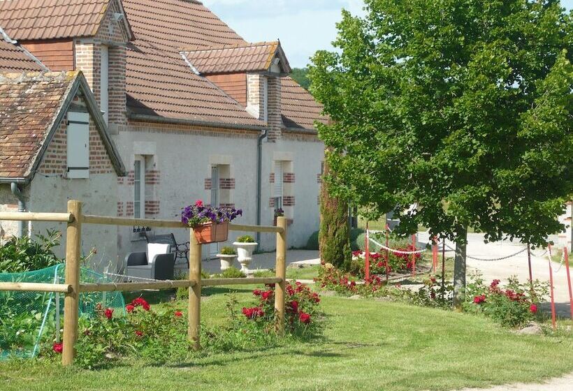 펜션 La Ferme De La Maugerie