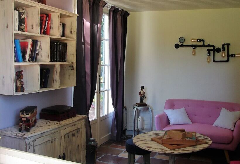 بنسيون La Folie