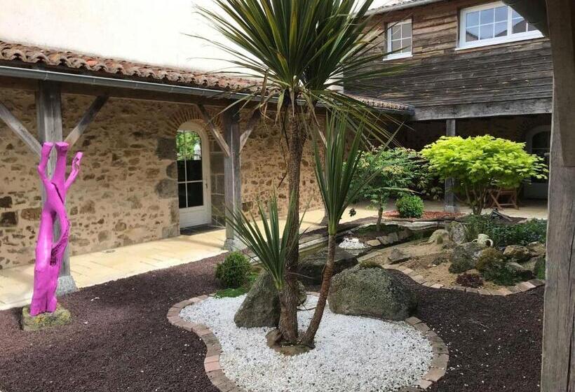 ペンション La Minaudière