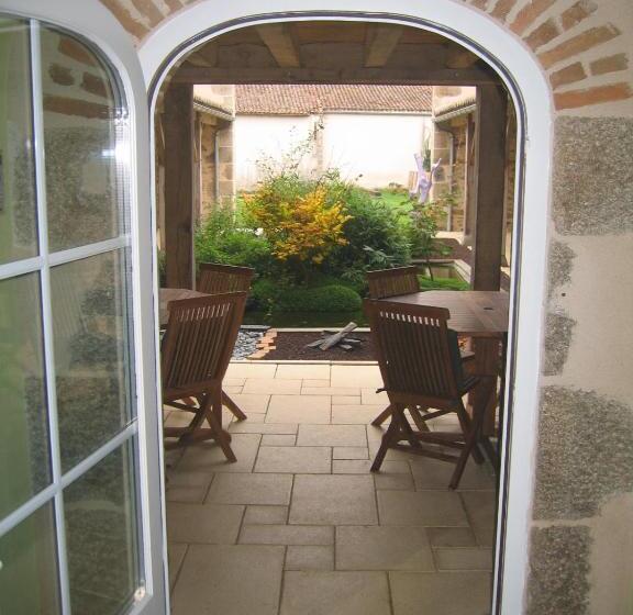 ペンション La Minaudière