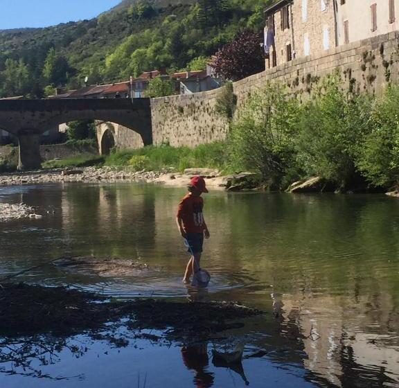 膳宿费 Le Chat Blanc