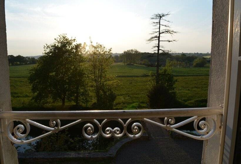 Пансион Le Chateau De La Tourlandry Puy Du Fou