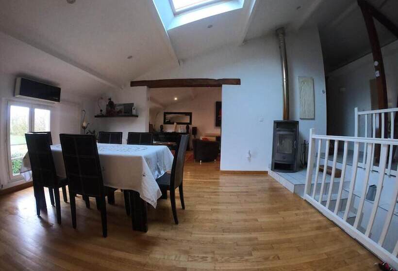 Пансион Le Gîte De Chérisey