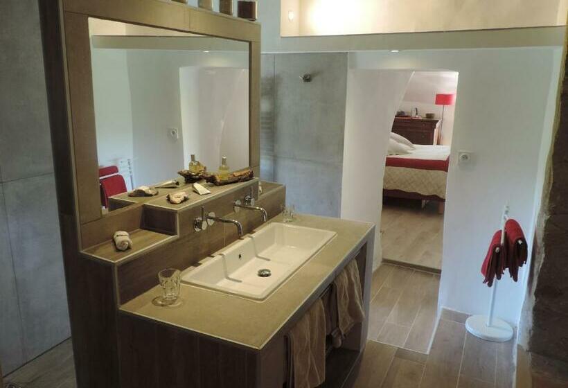 膳宿费 Le Jas De Péguier