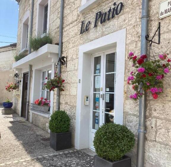 Пансион Le Patio Chambres Et Tables D Hôtes