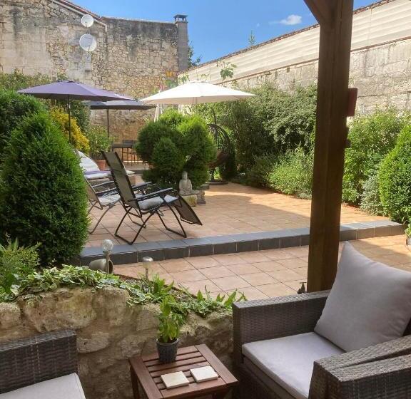 膳宿费 Le Patio Chambres Et Tables D Hôtes
