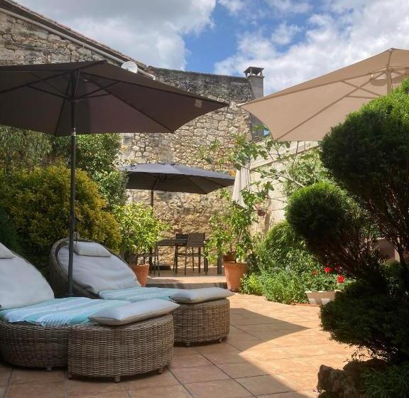 Пансион Le Patio Chambres Et Tables D Hôtes