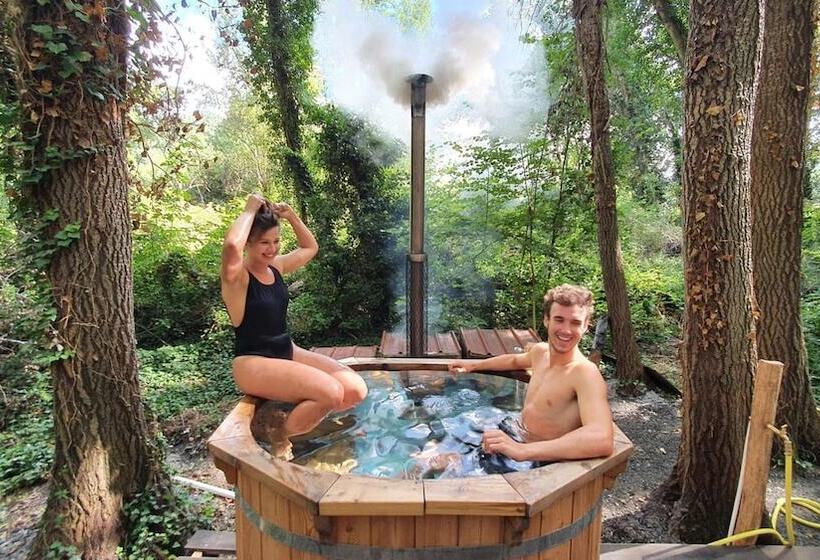 Пансион Les Bulles De La Maison Du Rocher