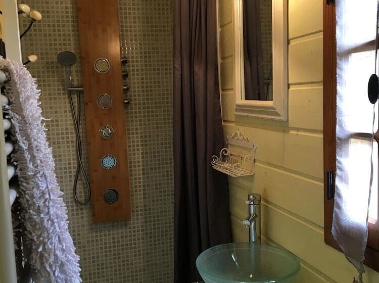 Пансион Les Roulottes Du Lauragais