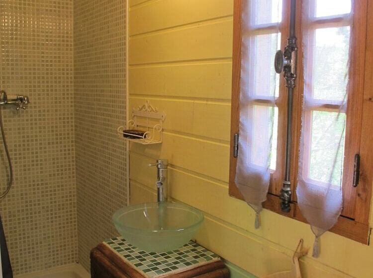 Пансион Les Roulottes Du Lauragais