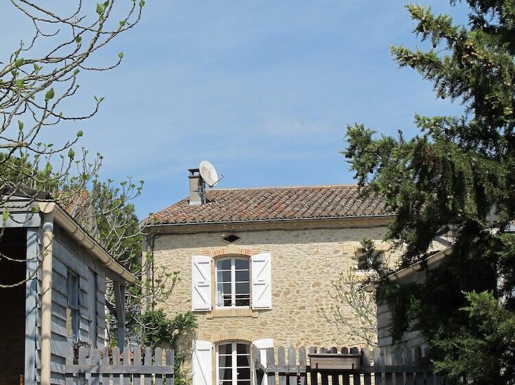 ペンション Les Roulottes Du Lauragais