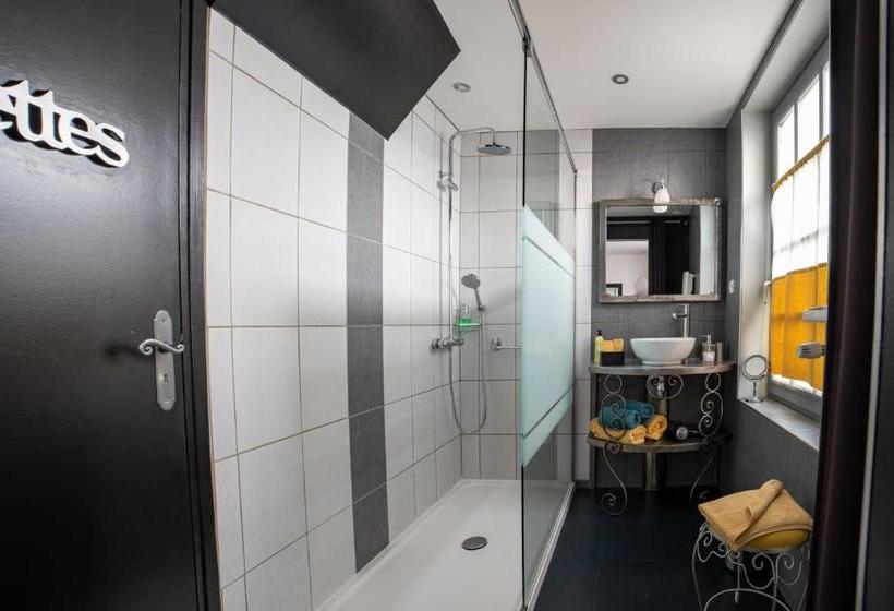 펜션 Maison D Hôtes  Le Domaine De La Frênaie