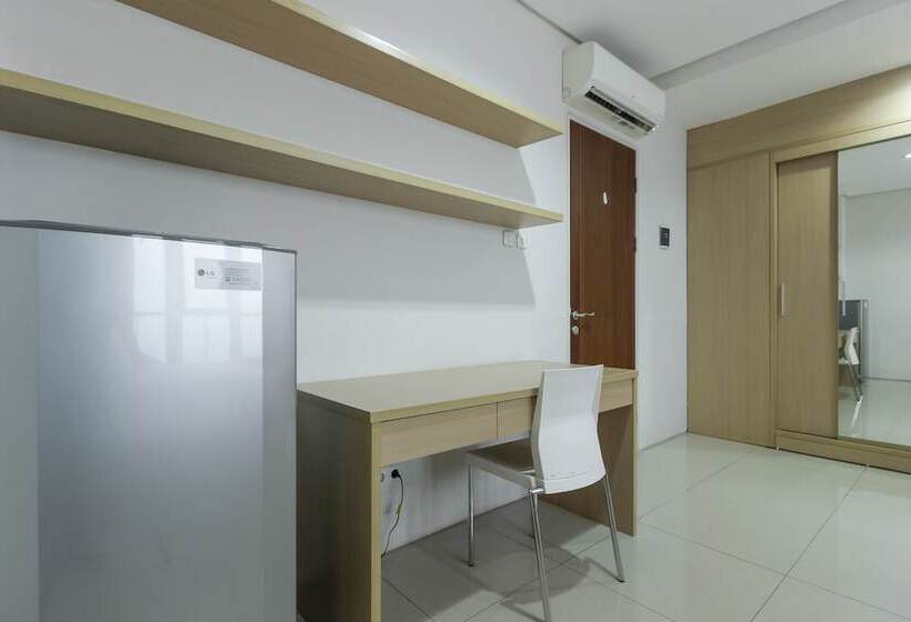 פנסיון Reddoorz @ Patal Senayan 4