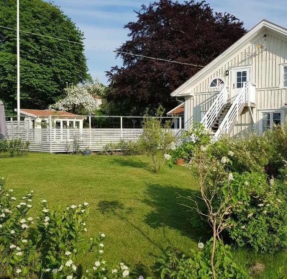 פנסיון åsa Gästis